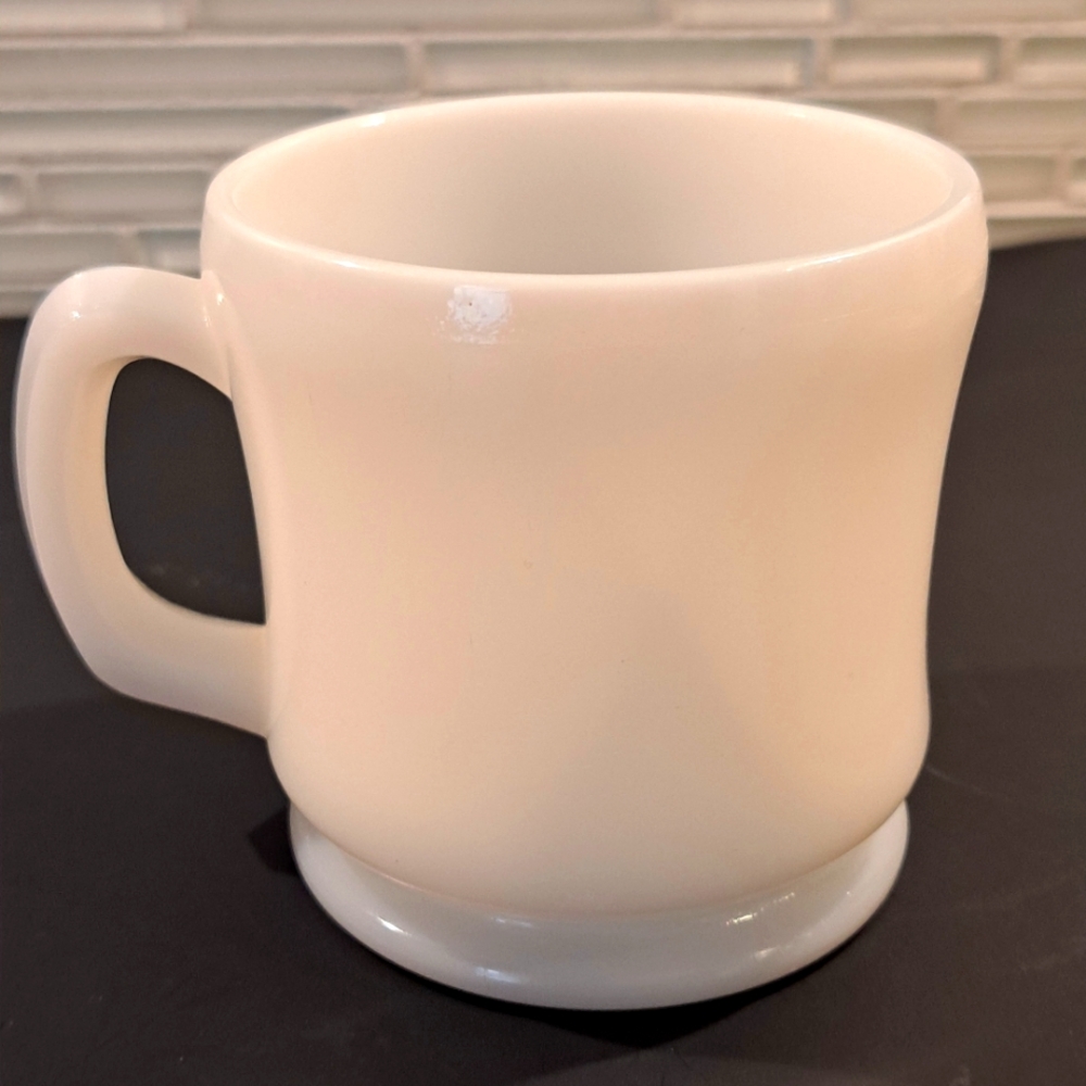 Vtg Hazel Atlas Milk Glass Mug Pedestal Bottom. Curved Top D Handle Holds 8 oz.